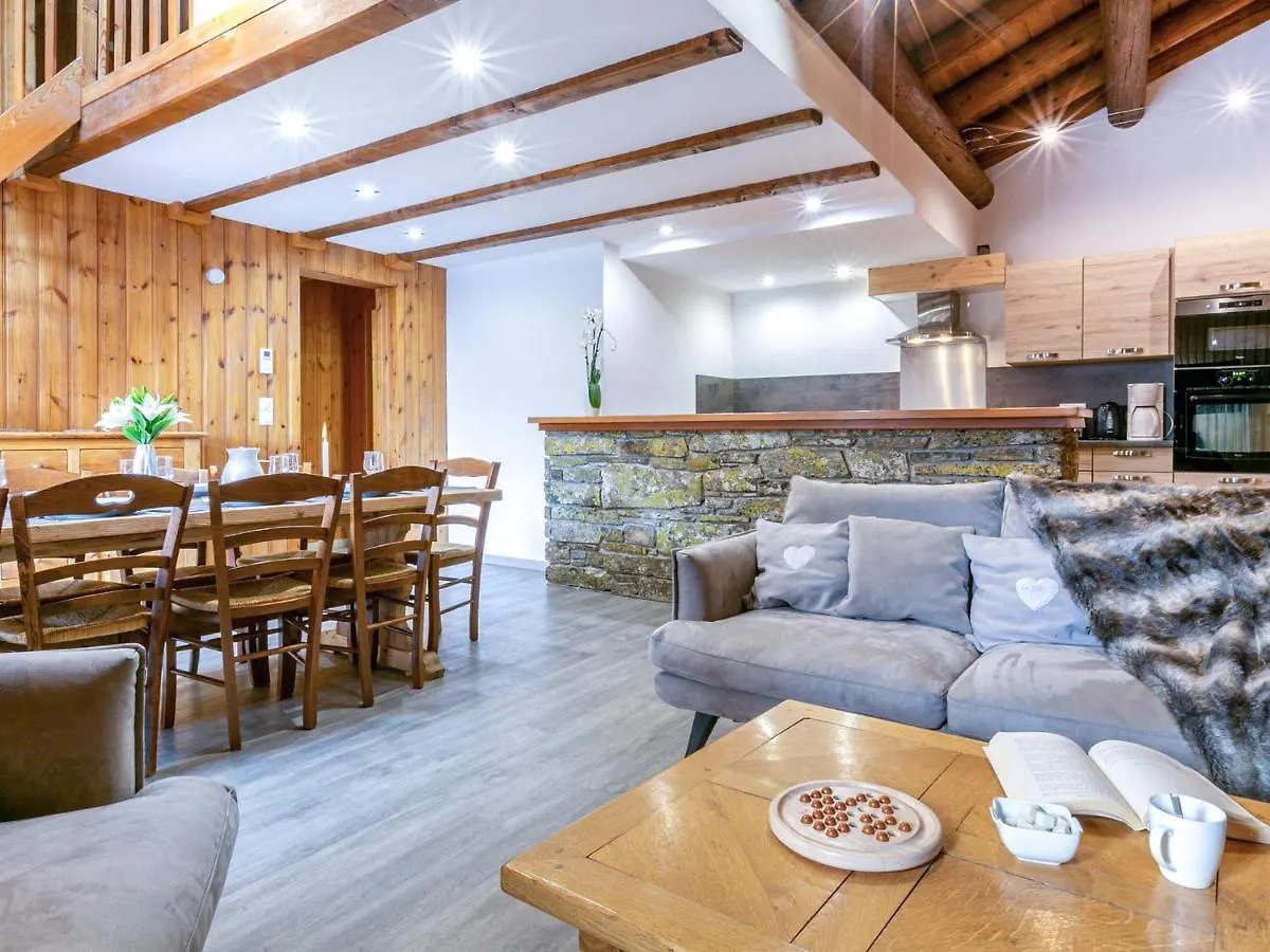 Duplex Montagnard Rustique Avec Cheminee, Au Vieux Village De Val-D'Isere, Au Pied Des Pistes - Fr-1-694-71 0*, Val-d'Isere France